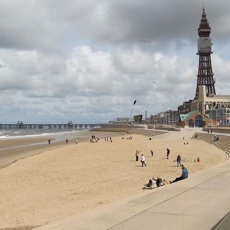 Kingsway Hotel Blackpool Exterior photo